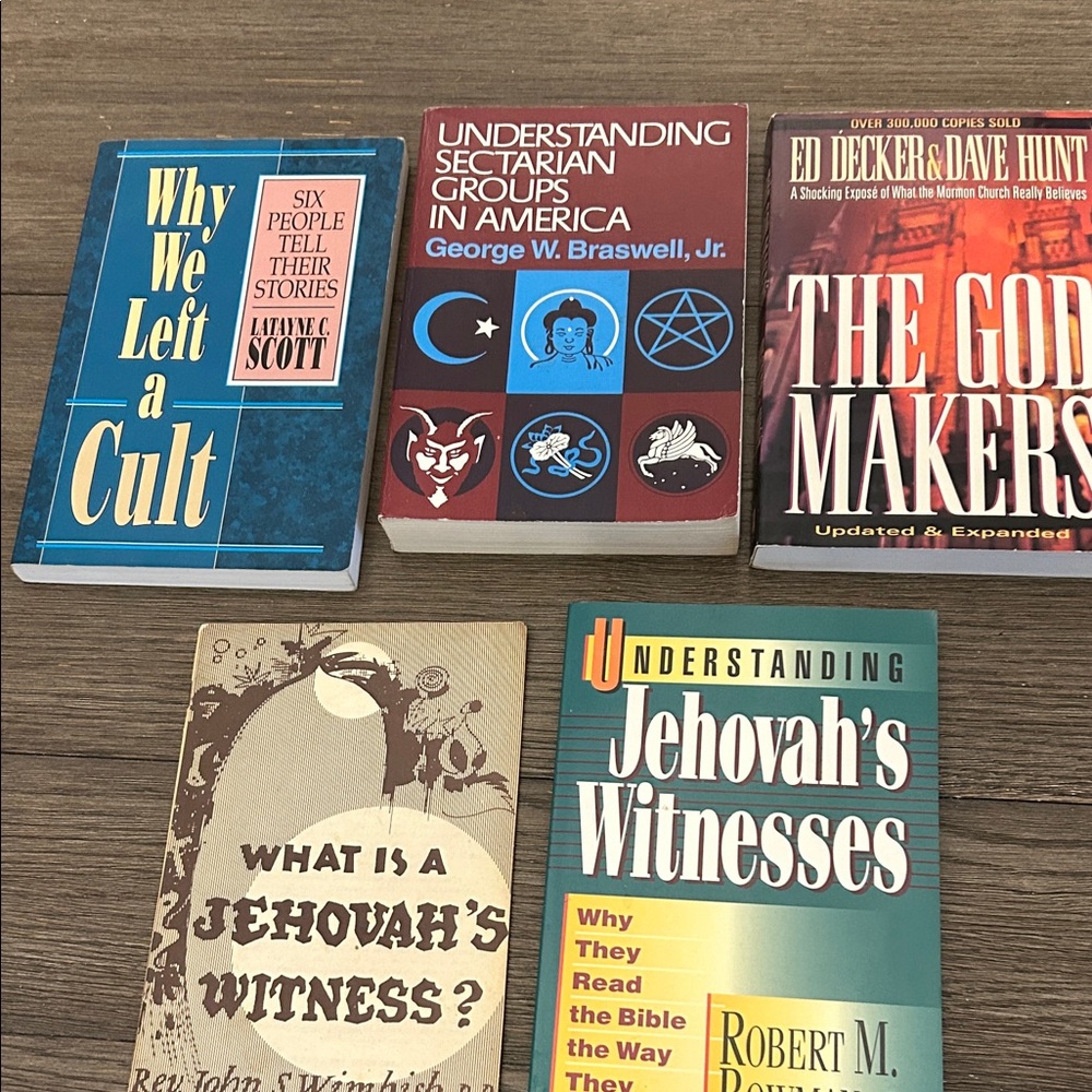 Books Religion religious studies sectarian groups cults interesting Theology